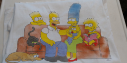 TShirt - Family on Couch - White/XL