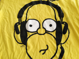 TShirt - Homer with headphones